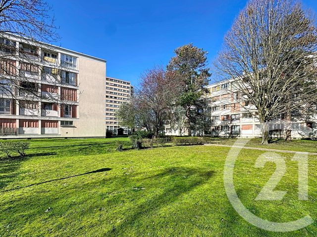 Appartement F3 à vendre - 3 pièces - 57.24 m2 - NEUILLY SUR MARNE - 93 - ILE-DE-FRANCE - Century 21 Agence H.L.