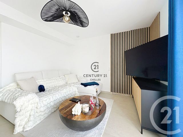 Appartement F3 à vendre - 3 pièces - 57.24 m2 - NEUILLY SUR MARNE - 93 - ILE-DE-FRANCE - Century 21 Agence H.L.