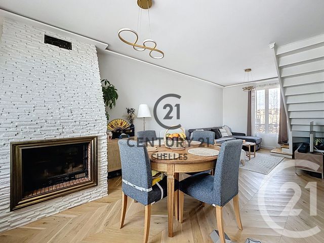 Appartement Duplex à vendre - 3 pièces - 57.08 m2 - VILLEMOMBLE - 93 - ILE-DE-FRANCE - Century 21 Agence H.L.
