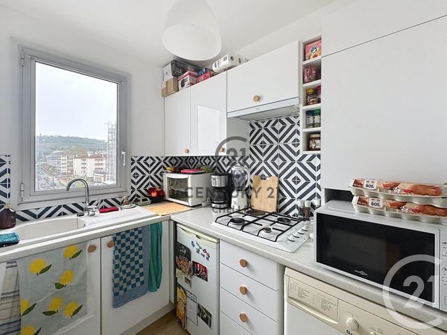 Appartement Studio à vendre - 1 pièce - 27.75 m2 - CHELLES - 77 - ILE-DE-FRANCE - Century 21 Agence H.L.