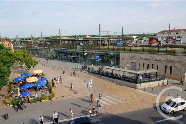 Appartement Studio à vendre - 1 pièce - 27.75 m2 - CHELLES - 77 - ILE-DE-FRANCE - Century 21 Agence H.L.