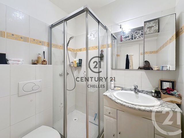 Appartement Studio à vendre - 1 pièce - 27.75 m2 - CHELLES - 77 - ILE-DE-FRANCE - Century 21 Agence H.L.