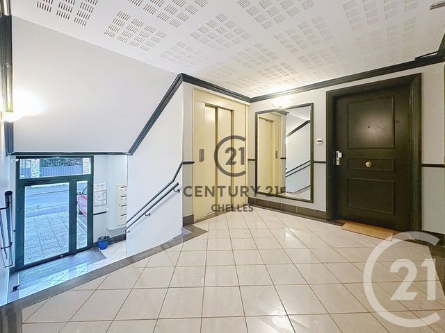 Appartement T1 à vendre - 1 pièce - 35.47 m2 - CHELLES - 77 - ILE-DE-FRANCE - Century 21 Agence H.L.