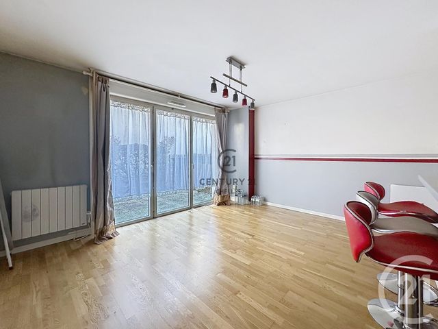 Appartement F2 à vendre - 2 pièces - 39.9 m2 - VILLEMOMBLE - 93 - ILE-DE-FRANCE - Century 21 Agence H.L.