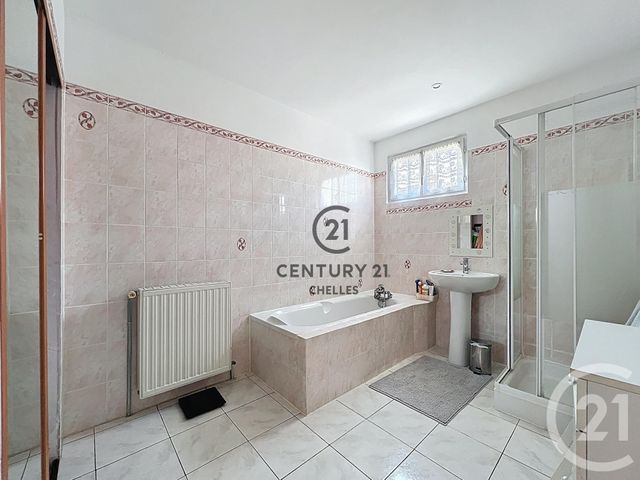 maison à vendre - 5 pièces - 117.41 m2 - CLICHY SOUS BOIS - 93 - ILE-DE-FRANCE - Century 21 Agence H.L.