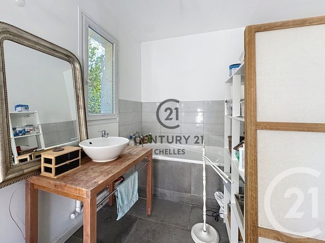 maison à vendre - 8 pièces - 174.08 m2 - CHELLES - 77 - ILE-DE-FRANCE - Century 21 Agence H.L.