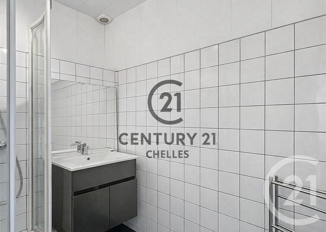 maison à vendre - 8 pièces - 174.08 m2 - CHELLES - 77 - ILE-DE-FRANCE - Century 21 Agence H.L.