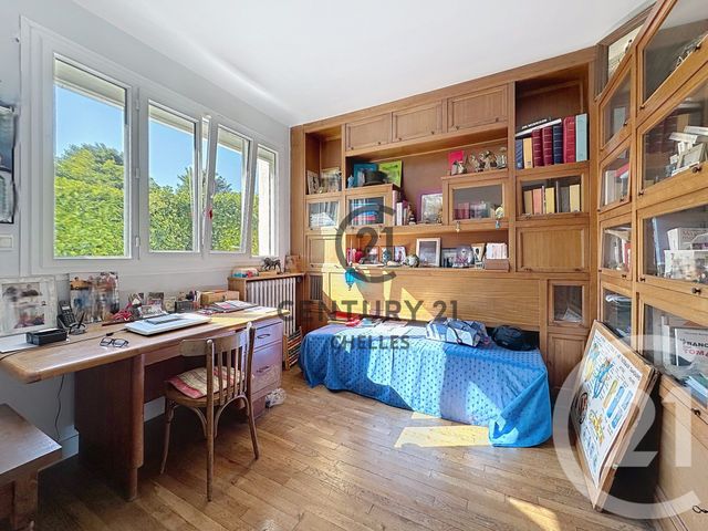maison à vendre - 9 pièces - 175.0 m2 - CHELLES - 77 - ILE-DE-FRANCE - Century 21 Agence H.L.
