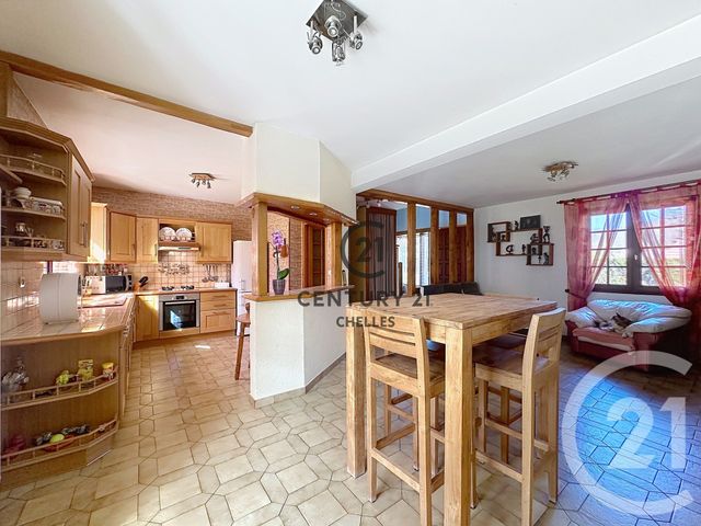 maison à vendre - 6 pièces - 114.94 m2 - CHELLES - 77 - ILE-DE-FRANCE - Century 21 Agence H.L.