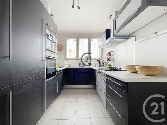 maison à vendre - 8 pièces - 147.17 m2 - NEUILLY SUR MARNE - 93 - ILE-DE-FRANCE - Century 21 Agence H.L.