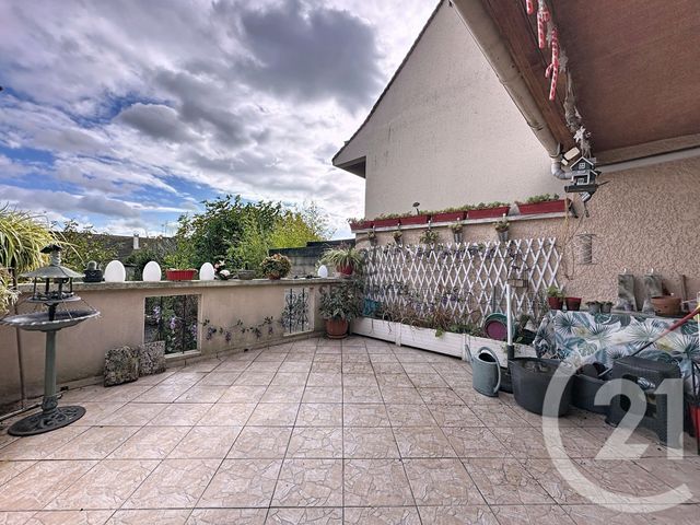 maison à vendre - 5 pièces - 95.02 m2 - CHELLES - 77 - ILE-DE-FRANCE - Century 21 Agence H.L.