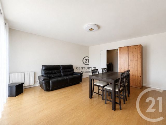 Appartement F3 à vendre - 3 pièces - 76.04 m2 - GAGNY - 93 - ILE-DE-FRANCE - Century 21 Agence H.L.