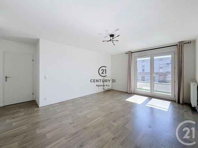 Appartement F3 à vendre - 3 pièces - 60.41 m2 - CHELLES - 77 - ILE-DE-FRANCE - Century 21 Agence H.L.