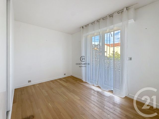 Appartement F4 à louer - 4 pièces - 81.5 m2 - GAGNY - 93 - ILE-DE-FRANCE - Century 21 Agence H.L.