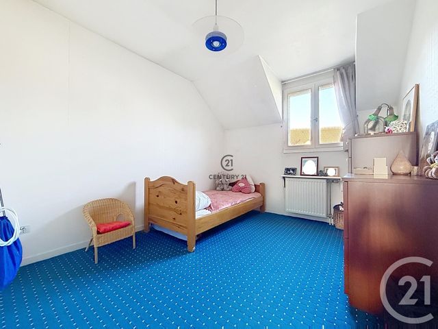 maison à vendre - 7 pièces - 132.49 m2 - CHELLES - 77 - ILE-DE-FRANCE - Century 21 Agence H.L.