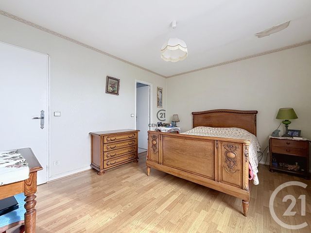 maison à vendre - 7 pièces - 132.49 m2 - CHELLES - 77 - ILE-DE-FRANCE - Century 21 Agence H.L.