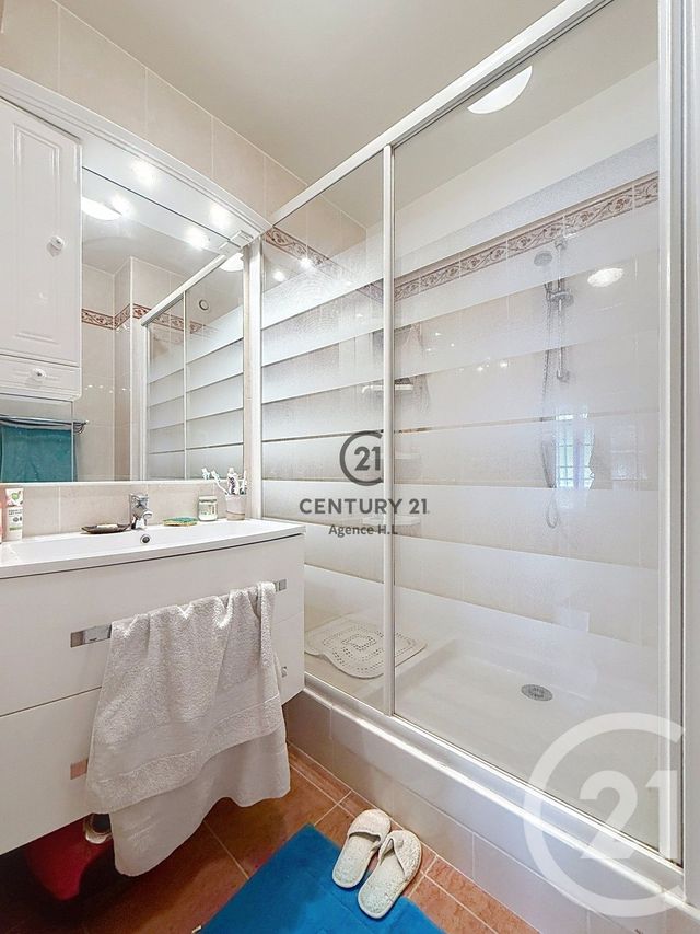 maison à vendre - 6 pièces - 101.71 m2 - CHELLES - 77 - ILE-DE-FRANCE - Century 21 Agence H.L.