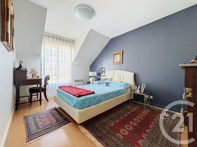 maison à vendre - 6 pièces - 101.71 m2 - CHELLES - 77 - ILE-DE-FRANCE - Century 21 Agence H.L.