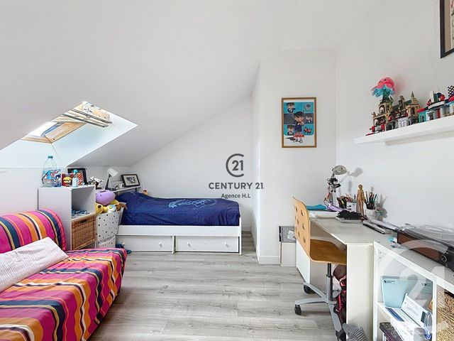 Appartement Duplex à vendre - 6 pièces - 92.26 m2 - VILLEMOMBLE - 93 - ILE-DE-FRANCE - Century 21 Agence H.L.