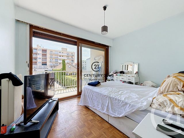 Appartement F2 à vendre - 2 pièces - 44.34 m2 - CHELLES - 77 - ILE-DE-FRANCE - Century 21 Agence H.L.