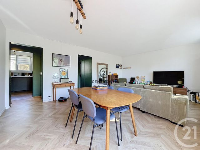 Appartement F3 à vendre - 3 pièces - 50.25 m2 - CHELLES - 77 - ILE-DE-FRANCE - Century 21 Agence H.L.