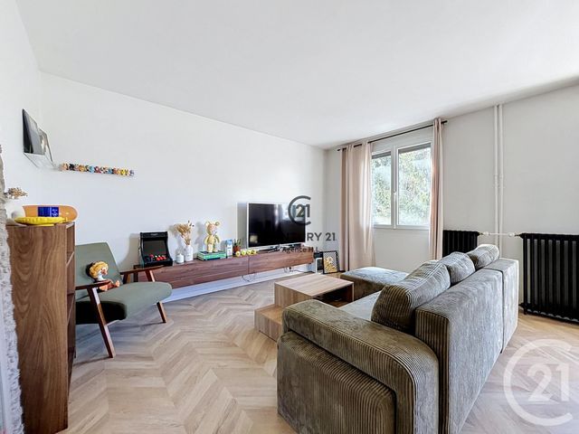 Appartement F3 à vendre - 3 pièces - 50.25 m2 - CHELLES - 77 - ILE-DE-FRANCE - Century 21 Agence H.L.