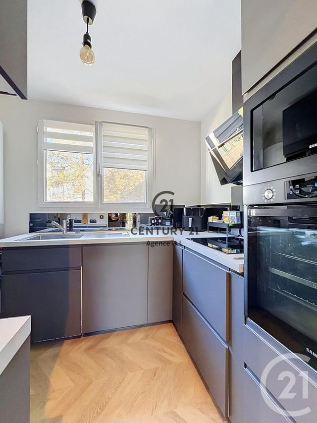 Appartement F3 à vendre - 3 pièces - 50.25 m2 - CHELLES - 77 - ILE-DE-FRANCE - Century 21 Agence H.L.