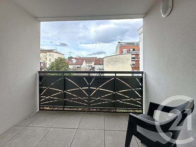 Appartement T2 à louer - 3 pièces - 59.04 m2 - CHELLES - 77 - ILE-DE-FRANCE - Century 21 Agence H.L.