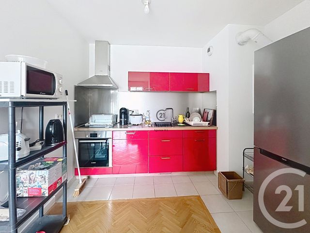 Appartement T2 à louer - 3 pièces - 59.04 m2 - CHELLES - 77 - ILE-DE-FRANCE - Century 21 Agence H.L.