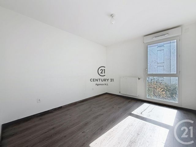 Appartement F3 à vendre - 3 pièces - 59.62 m2 - VILLEMOMBLE - 93 - ILE-DE-FRANCE - Century 21 Agence H.L.