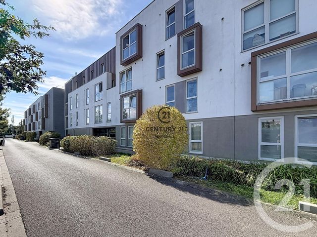 Appartement F3 à vendre - 3 pièces - 59.62 m2 - VILLEMOMBLE - 93 - ILE-DE-FRANCE - Century 21 Agence H.L.