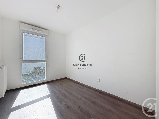 Appartement F3 à vendre - 3 pièces - 59.62 m2 - VILLEMOMBLE - 93 - ILE-DE-FRANCE - Century 21 Agence H.L.