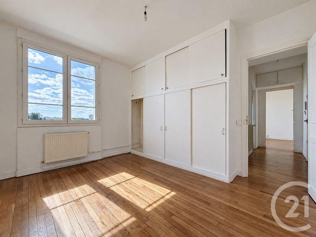 Appartement F2 à vendre - 2 pièces - 39.85 m2 - CHELLES - 77 - ILE-DE-FRANCE - Century 21 Agence H.L.