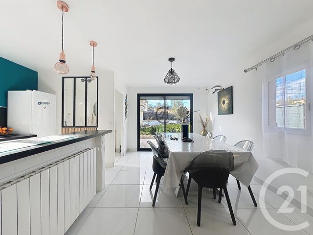 maison à vendre - 5 pièces - 93.09 m2 - CHELLES - 77 - ILE-DE-FRANCE - Century 21 Agence H.L.
