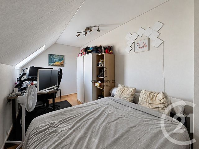 maison à vendre - 7 pièces - 124.68 m2 - CHELLES - 77 - ILE-DE-FRANCE - Century 21 Agence H.L.