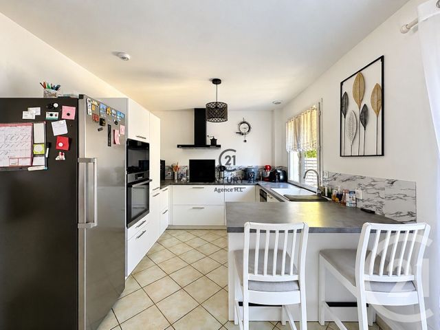maison à vendre - 7 pièces - 124.68 m2 - CHELLES - 77 - ILE-DE-FRANCE - Century 21 Agence H.L.