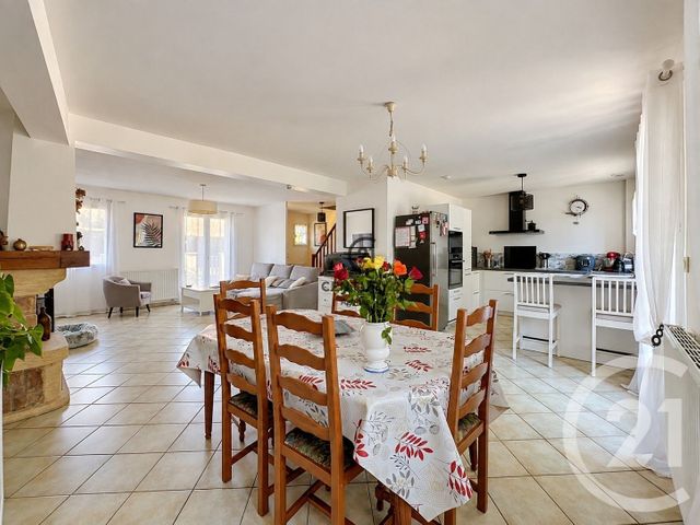 maison à vendre - 7 pièces - 124.68 m2 - CHELLES - 77 - ILE-DE-FRANCE - Century 21 Agence H.L.